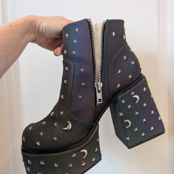 Starry Night Platform Ankle Boots - Picture 9 of 16